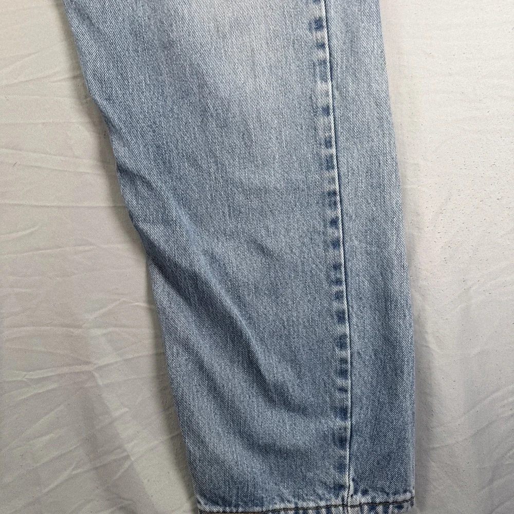 Vintage Y2K Levis Jeans Mens 36x36 (Fits 34x36) Light Wash Denim Relaxed Fit